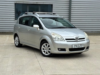 Used Toyota Corolla Verso 2005 for sale - 77676634: Photo