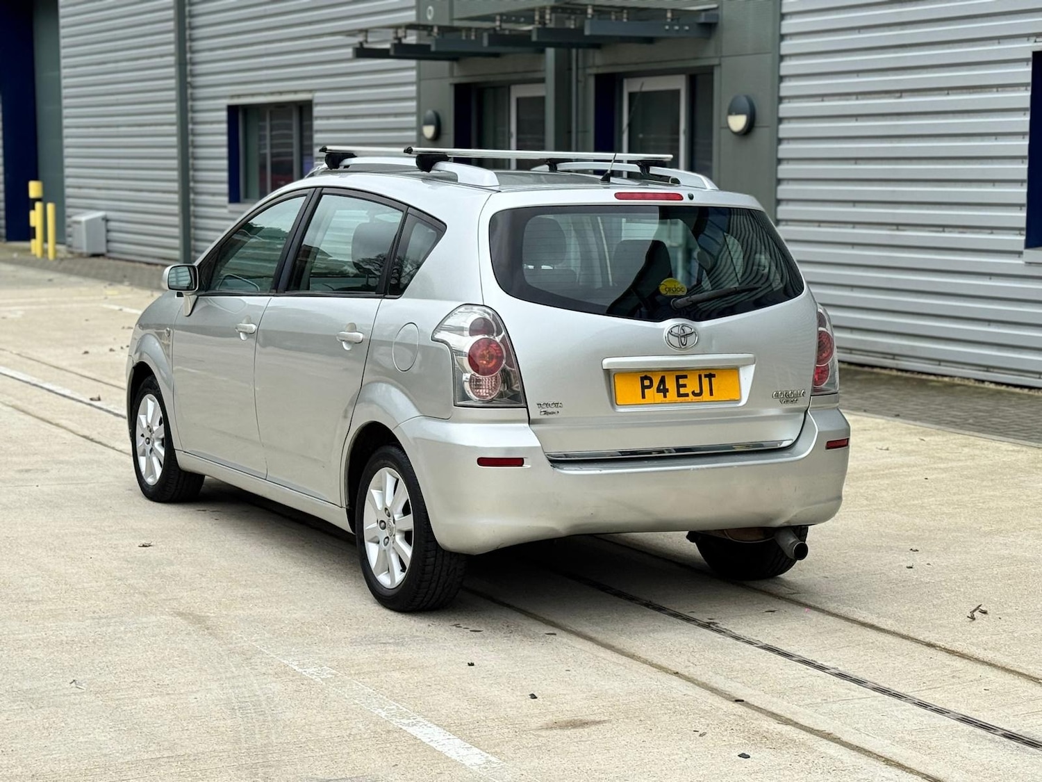 Used Toyota Corolla Verso 2005 for sale - 77676634: Photo 9