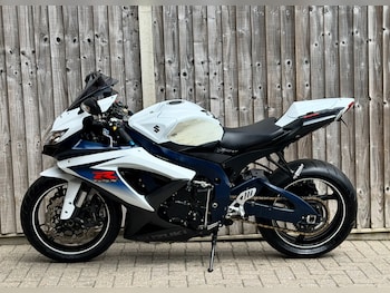Used Suzuki GSX-R 2010 for sale - bike-78817209: Photo