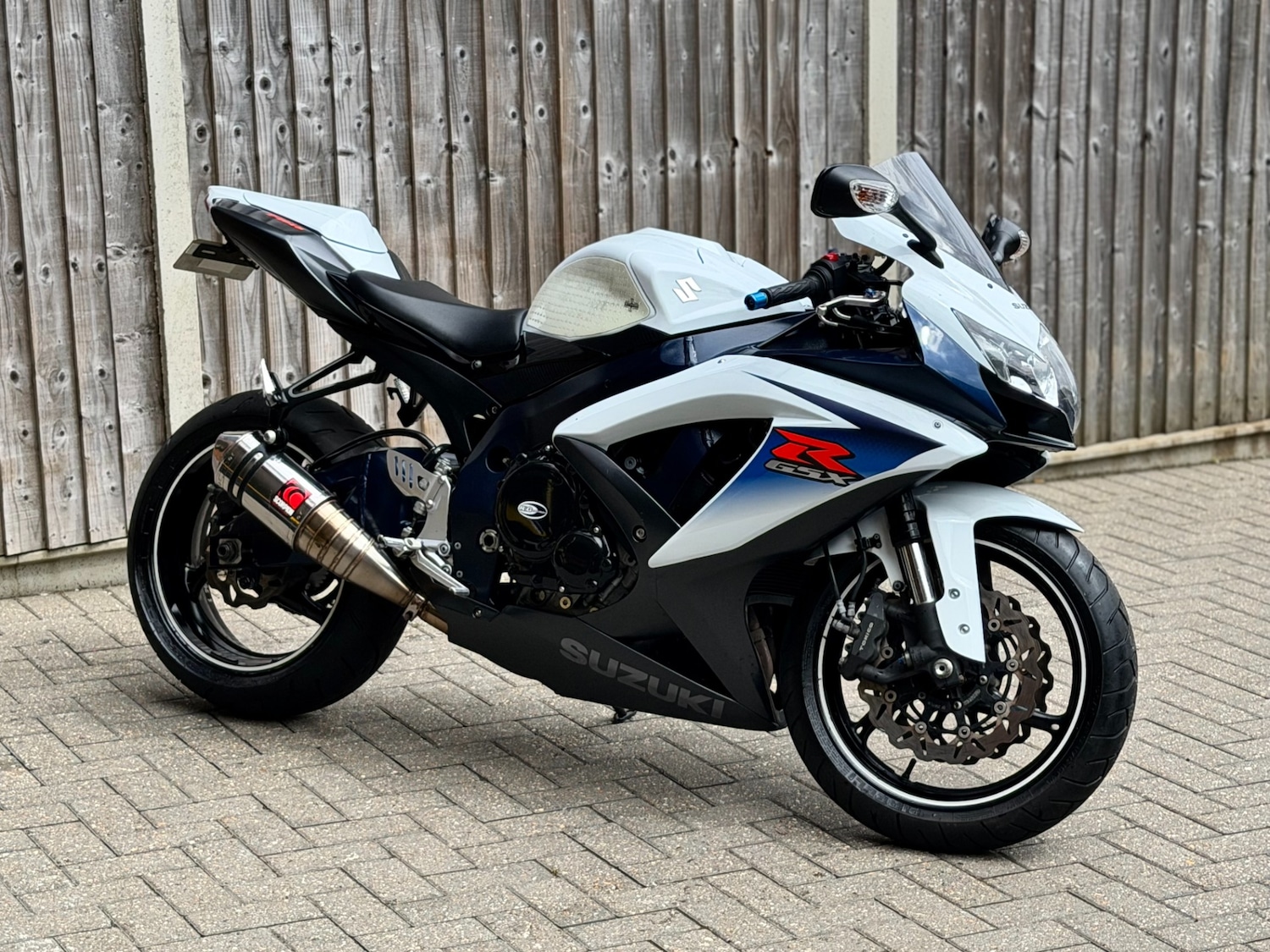 Used Suzuki GSX-R 2010 for sale - 78817209: Photo 8