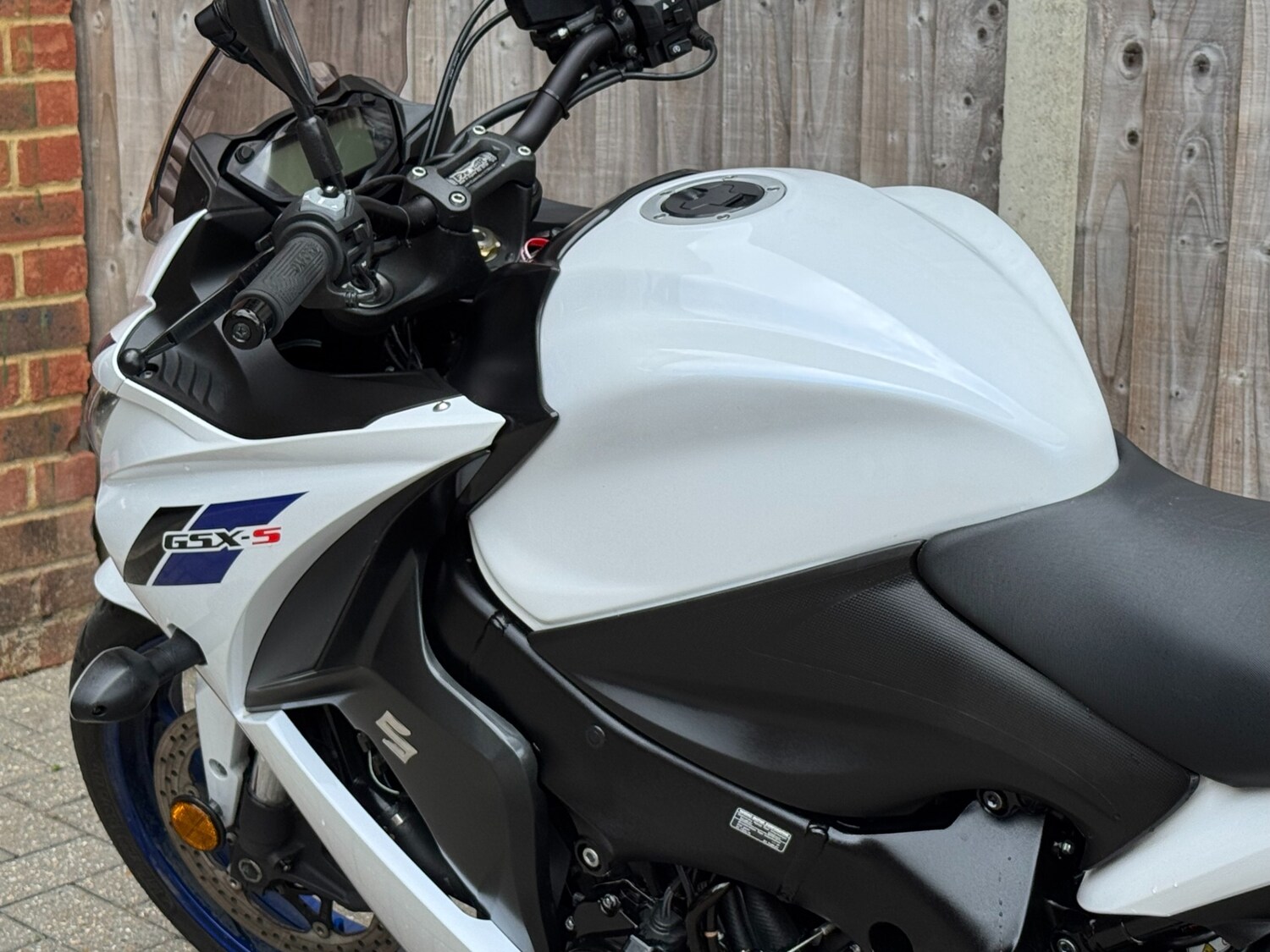 Suzuki GSX-S