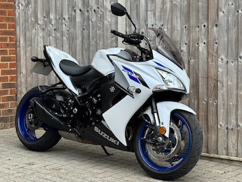 Used Suzuki GSX-S 2021 for sale - bike-75250984: Photo