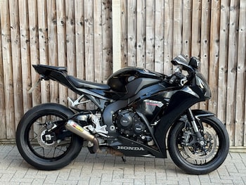 Used Honda CBR 2015 for sale - bike-76794797: Photo