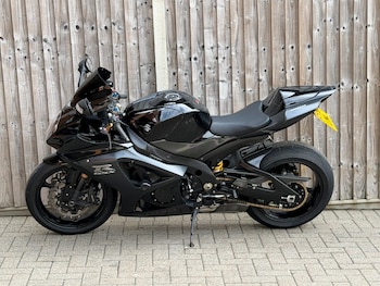Used Suzuki GSX-R 2008 for sale - bike-78596207: Photo