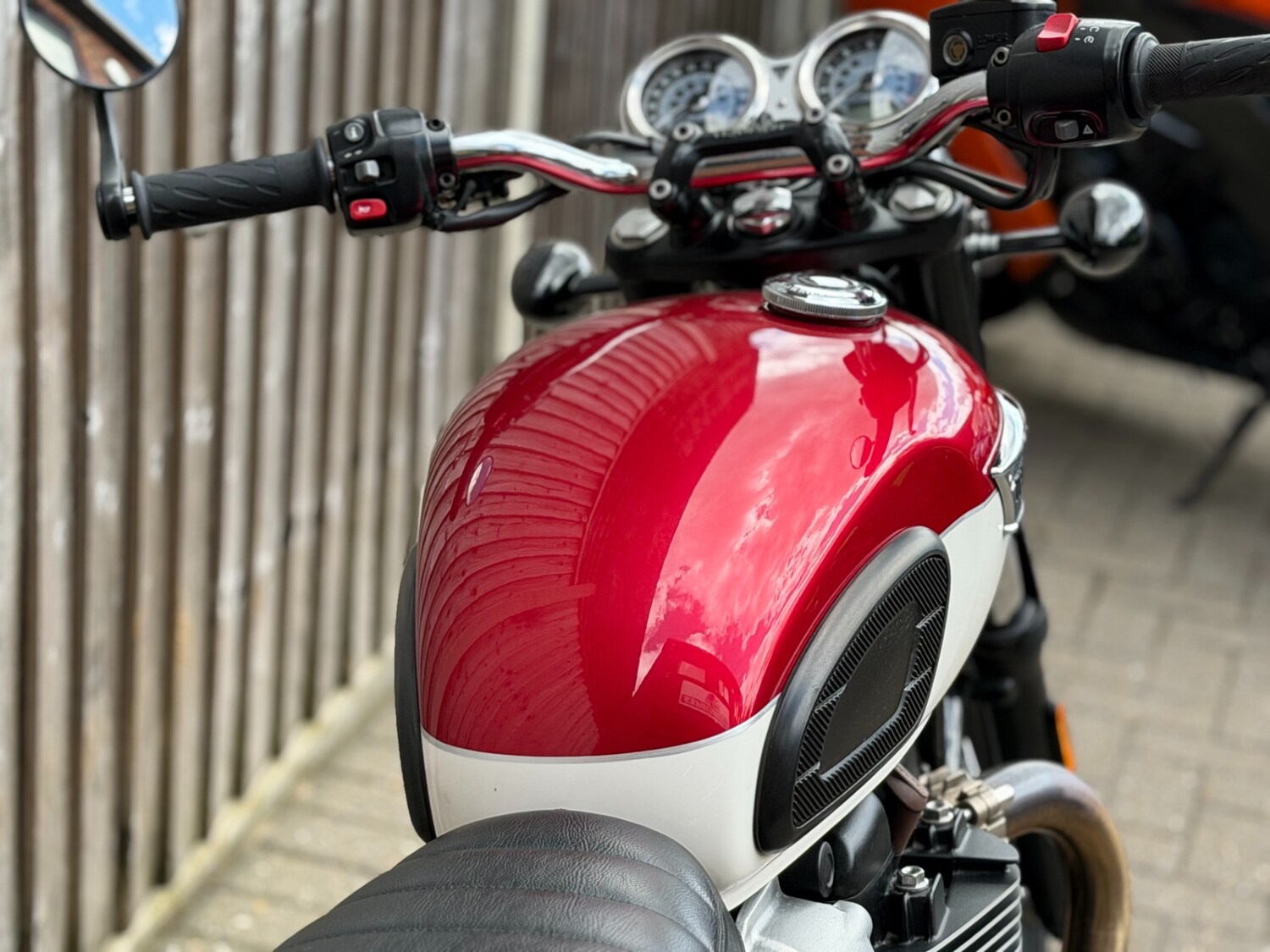 Used Triumph Bonneville 2022 for sale - 78300888: Photo 17