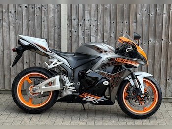 Used Honda CBR 2011 for sale - bike-78596168: Photo