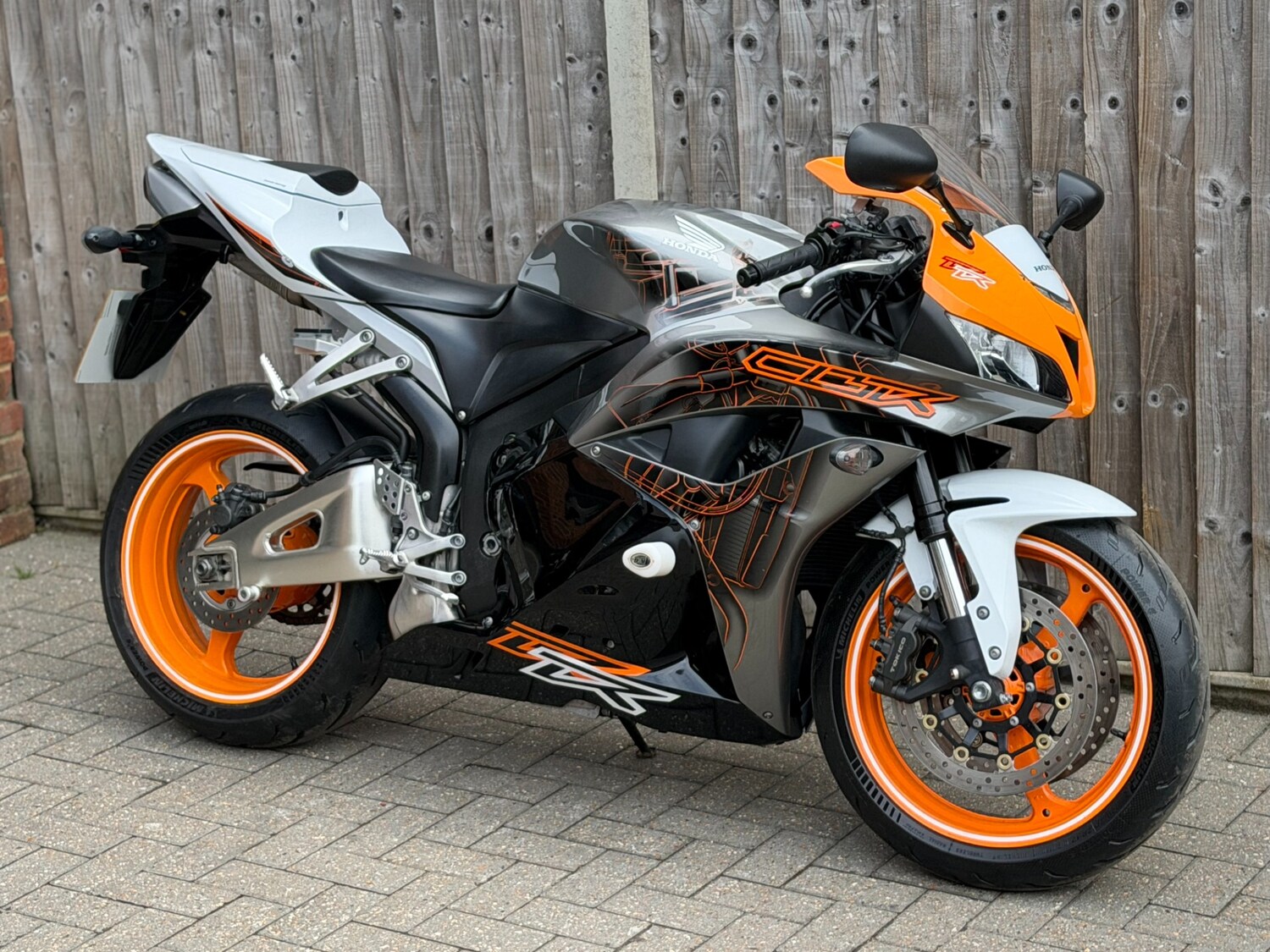 Used Honda CBR 2011 for sale - 78596168: Photo 3