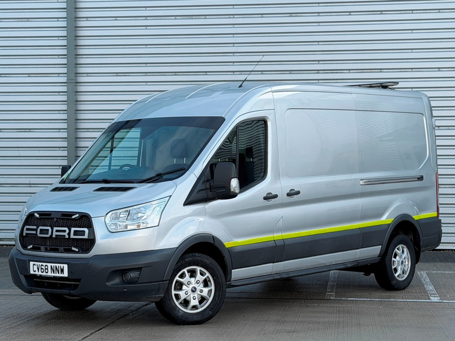Used Ford Transit 2018 for sale - 77351274: Photo 2