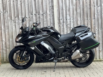 Used Kawasaki Z 2015 for sale - bike-77992000: Photo