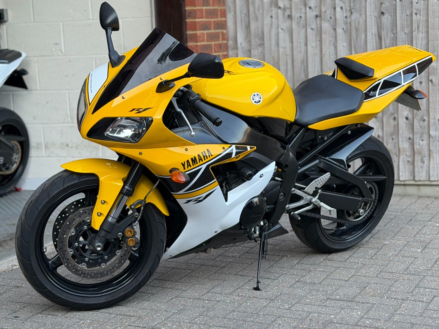 Used Yamaha YZF 2002 for sale - 78689120: Photo 9