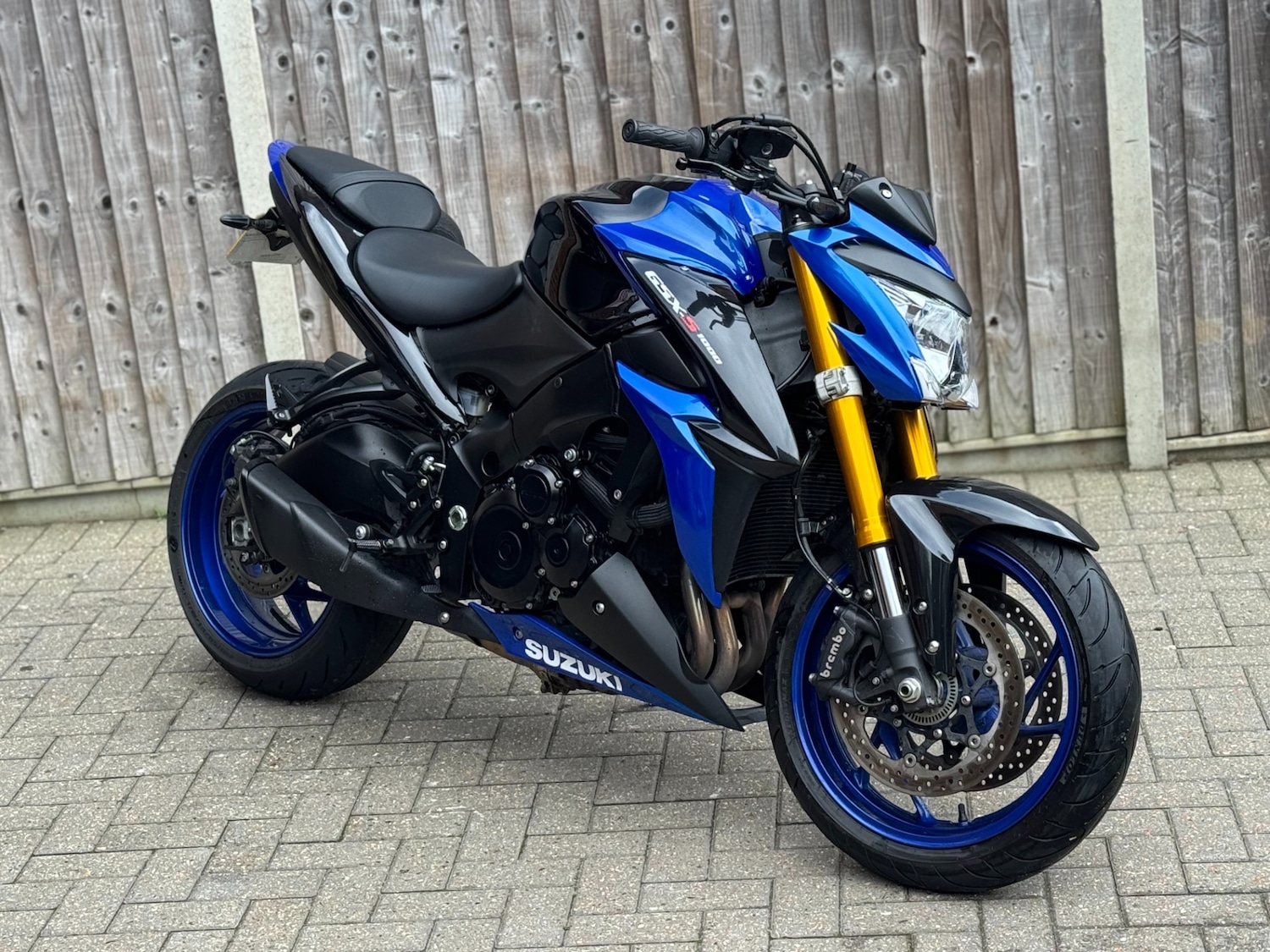 Suzuki GSX-S