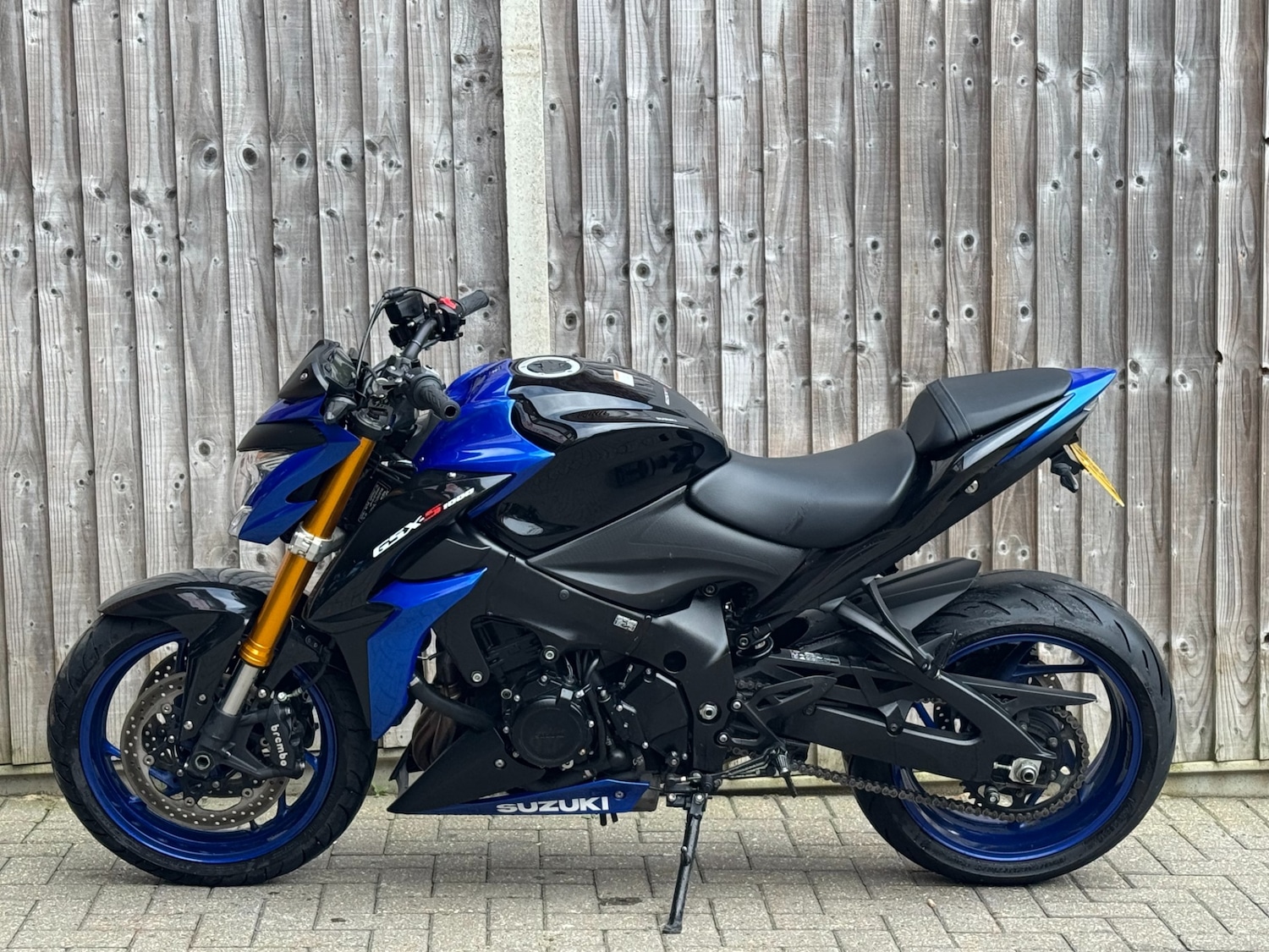 Suzuki GSX-S