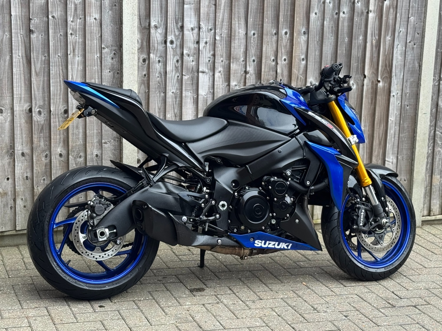 Suzuki GSX-S