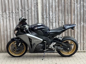 Used Honda CBR 2010 for sale - bike-79537170: Photo