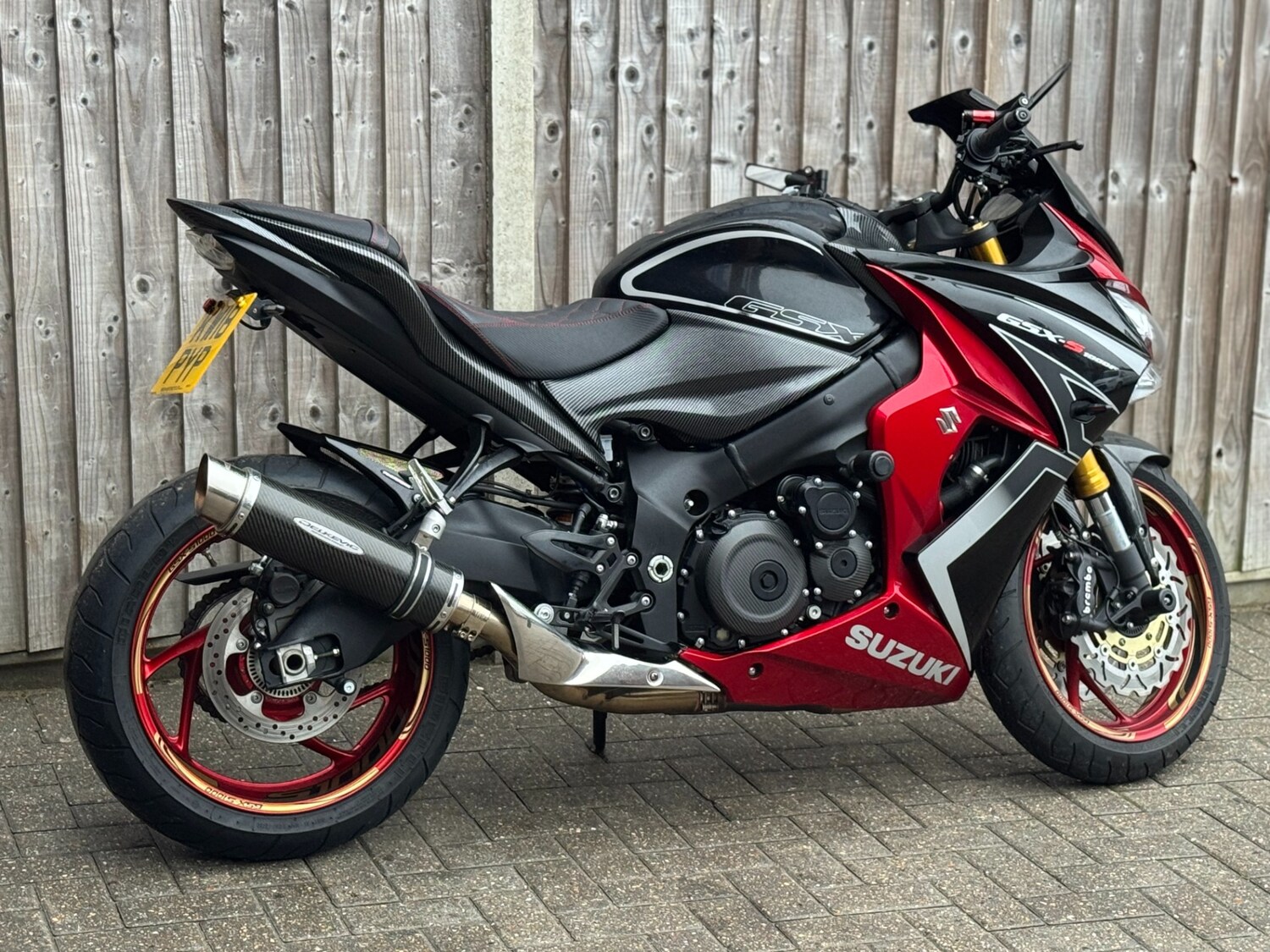 Suzuki GSX-S