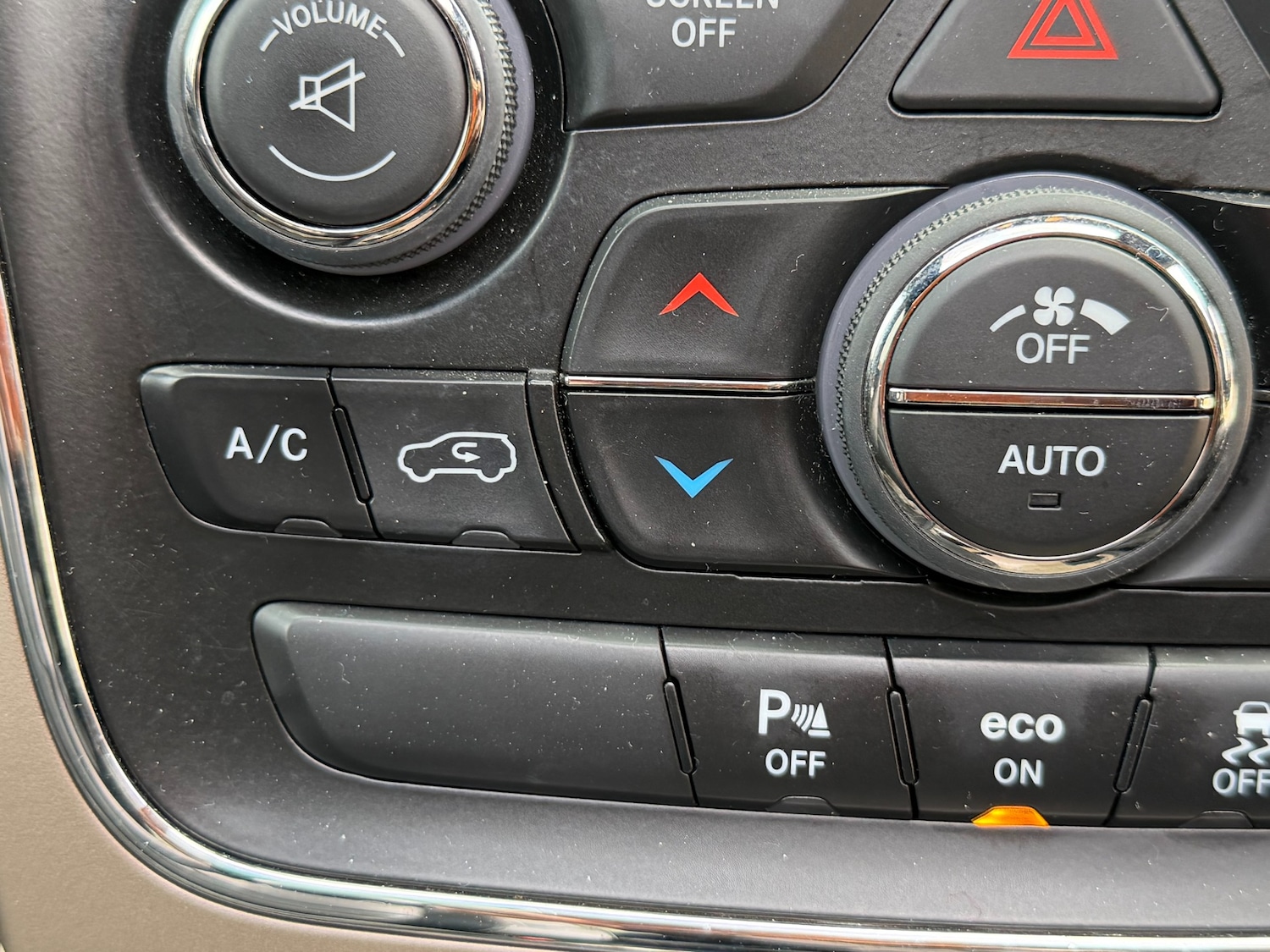 Used Jeep Grand Cherokee 2015 for sale - 77988483: Photo 31