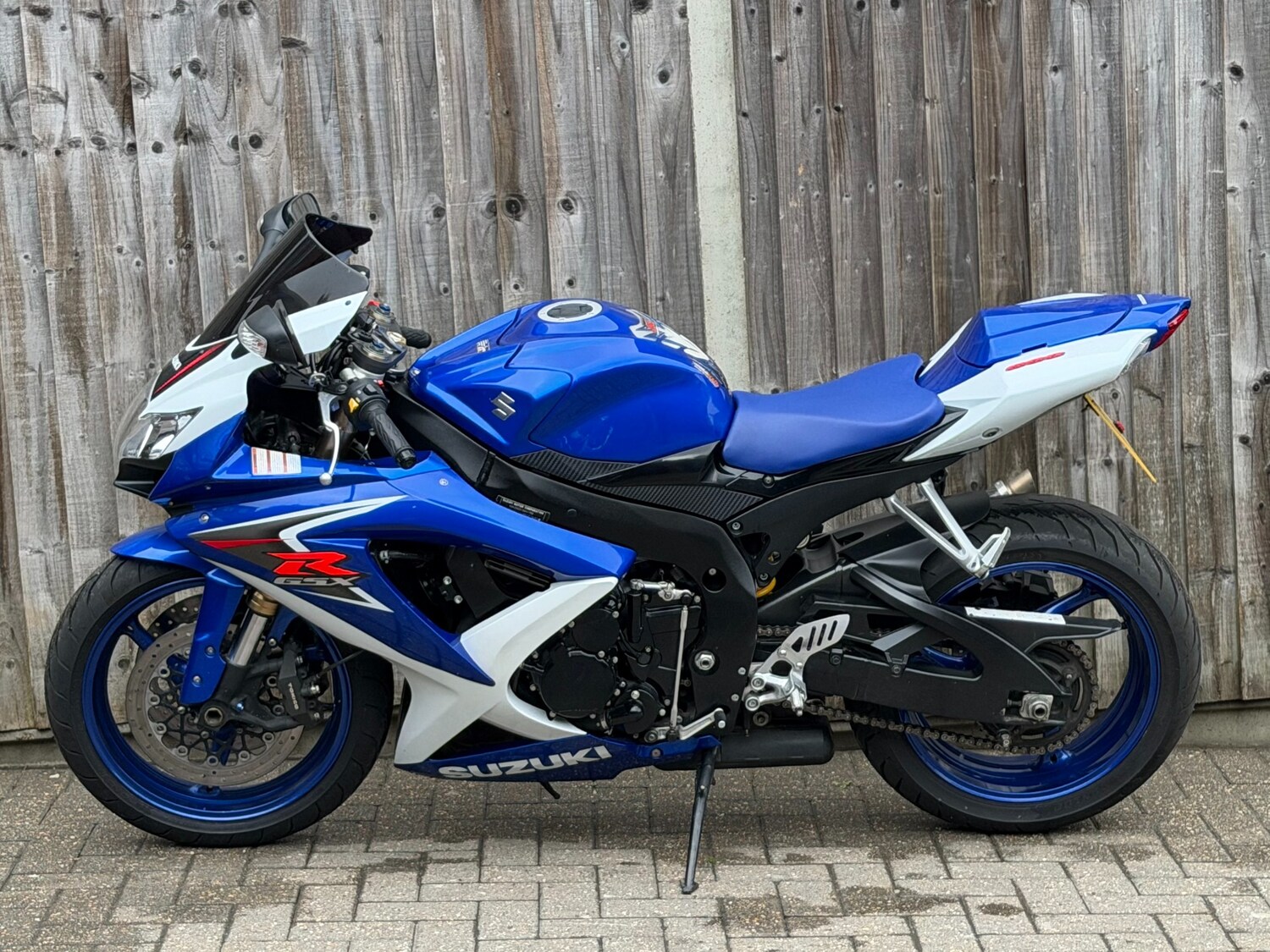 Used Suzuki GSX-R 2010 for sale - 78791598: Photo 2