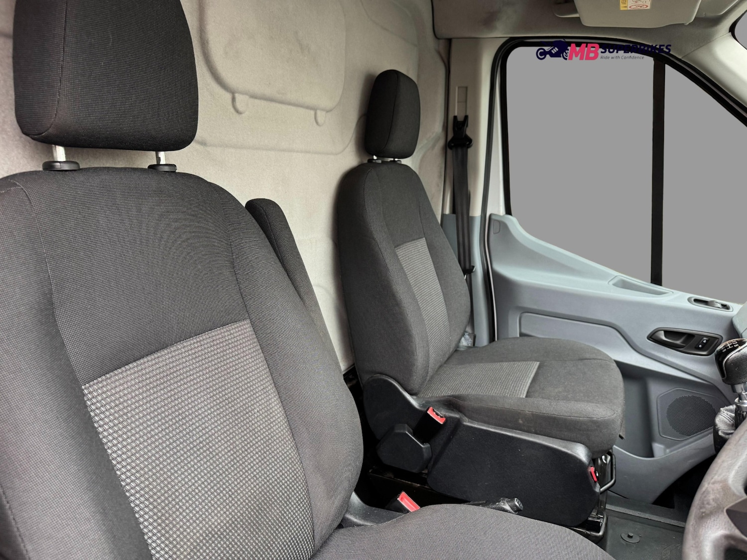 Used Ford Transit 2018 for sale - 77631011: Photo 11