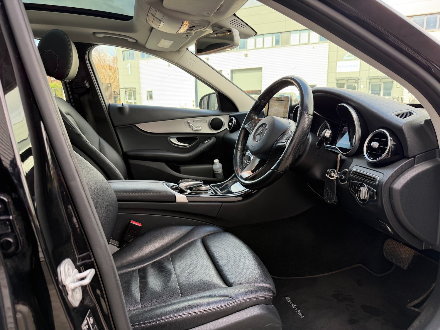 Used Mercedes-Benz C Class 2016 for sale - 78012331: Photo 18