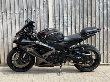 Used Suzuki GSX-R 2010 for sale - bike-79177040: Photo