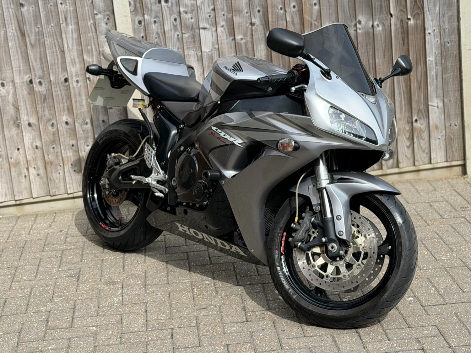 Used Honda CBR 2007 for sale - 78909107: Photo 11