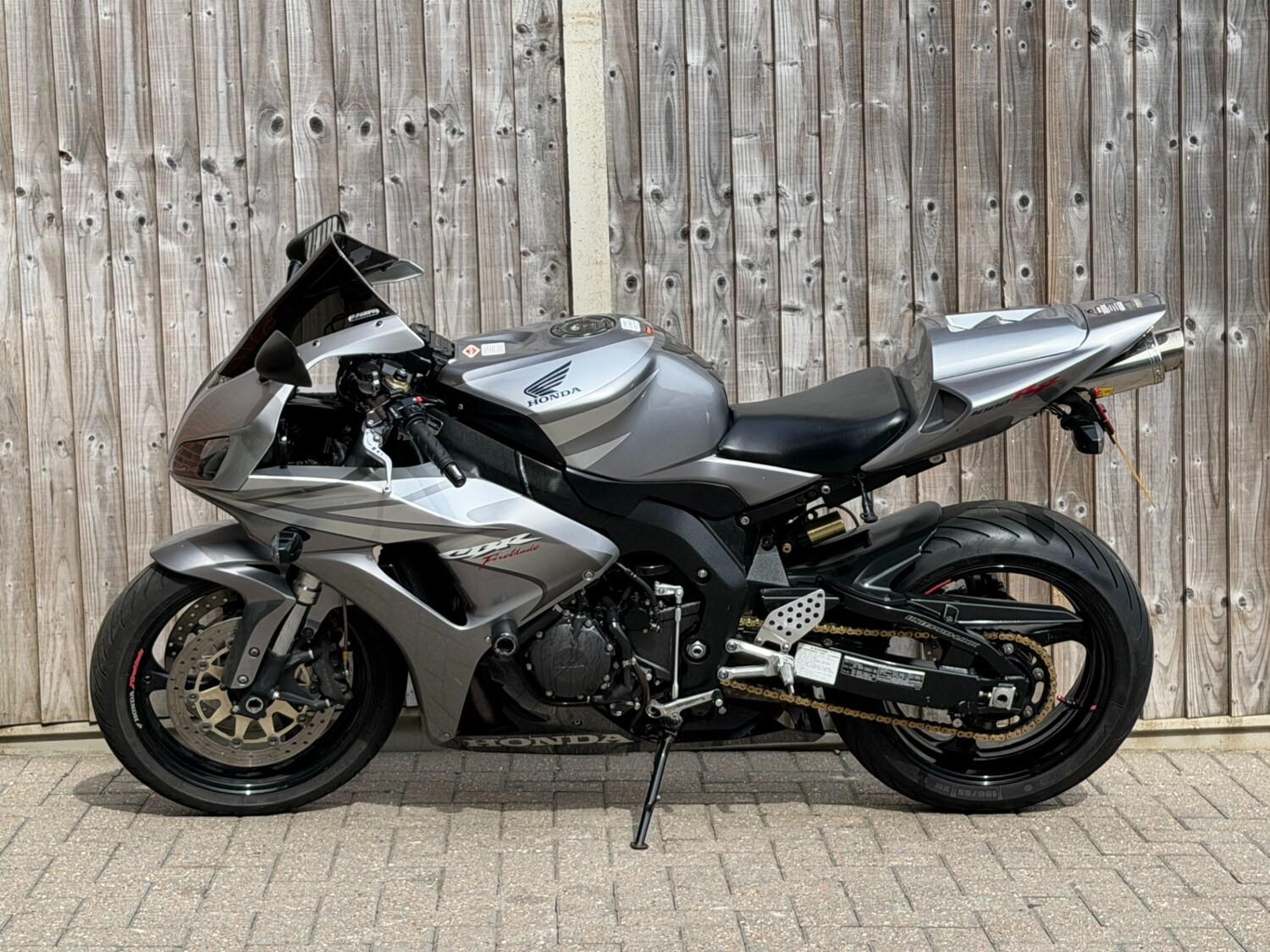 Used Honda CBR 2007 for sale - 78909107: Photo 2