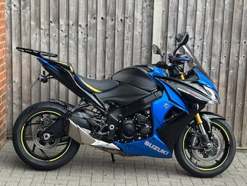 Used Suzuki GSX-S 2017 for sale - bike-76341445: Photo