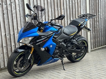 Used Suzuki GSX-S 2017 for sale - bike-76341445: Photo