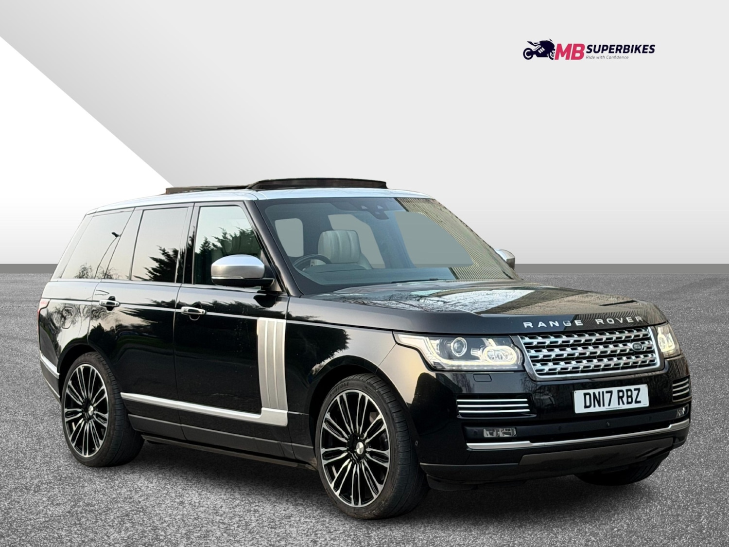 Used Land Rover Range Rover 2017 for sale - 77766547: Photo 2