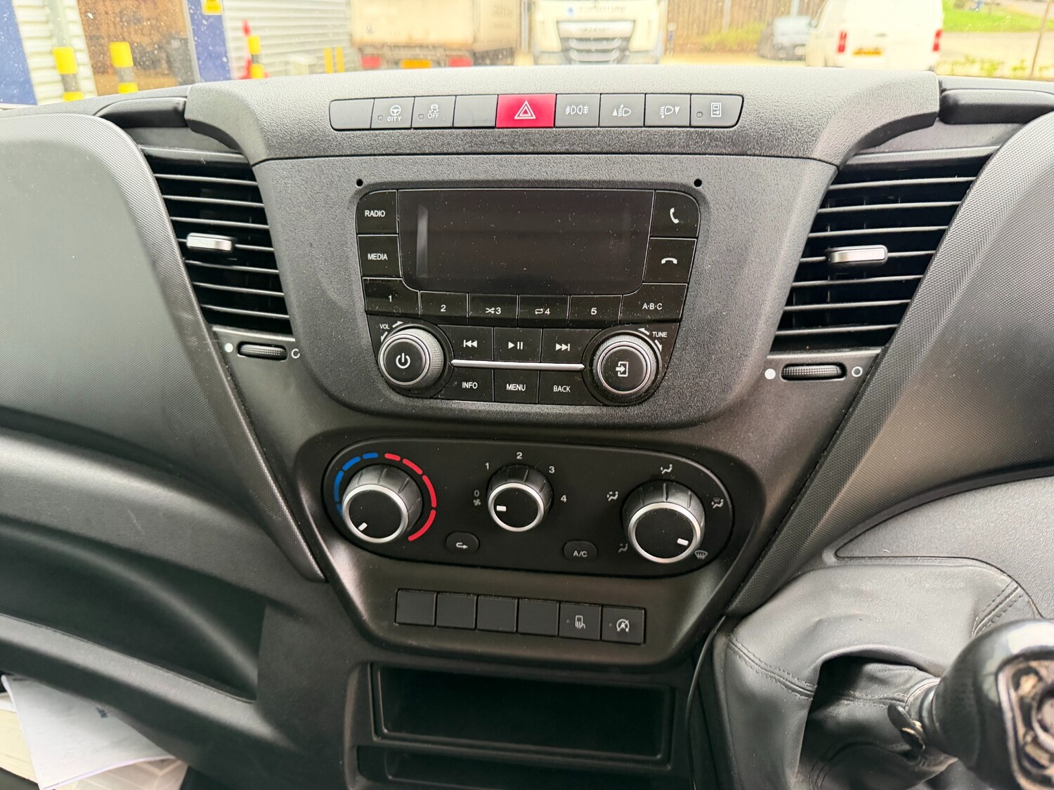 Used Iveco Daily 2022 for sale - 77676457: Photo 25