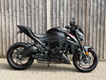 Used Suzuki GSX-S 2018 for sale - bike-78243331: Photo