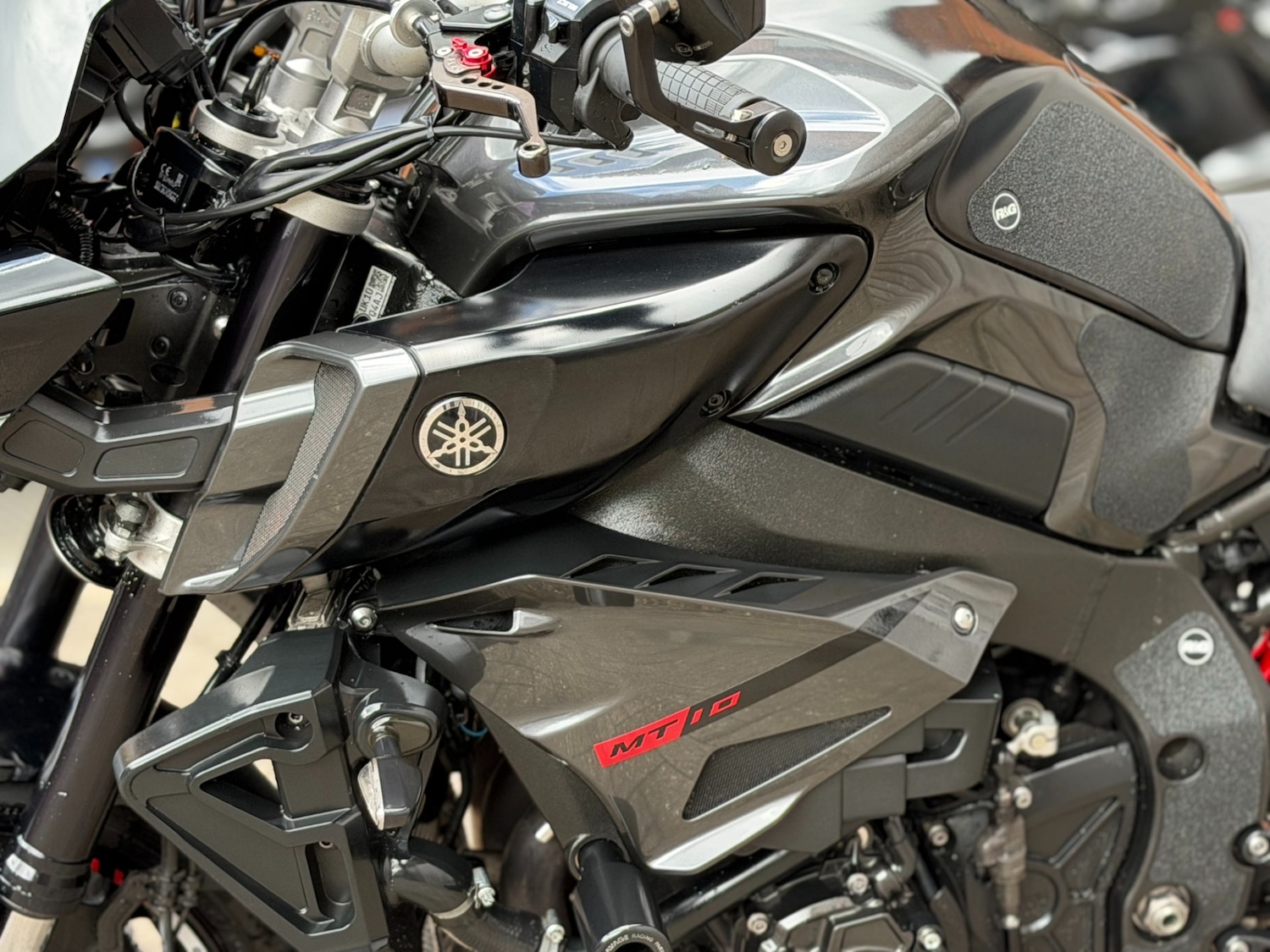 Used Yamaha MT-10 2016 for sale - 78618091: Photo 17