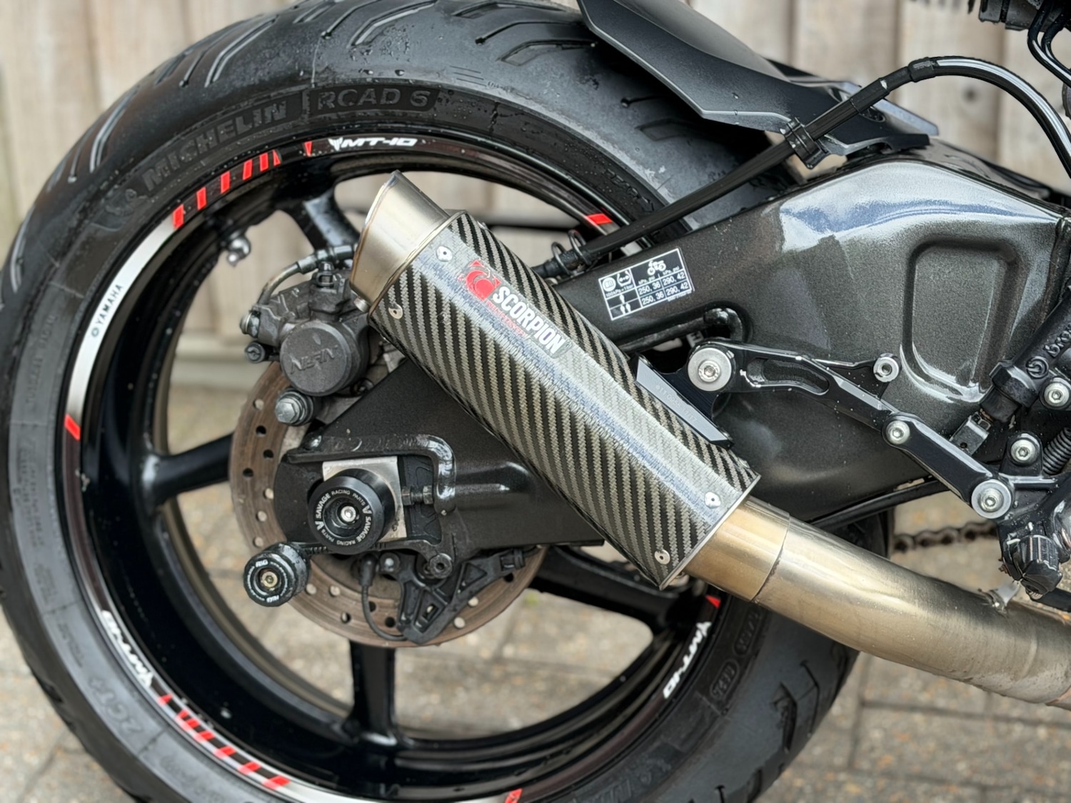 Used Yamaha MT-10 2016 for sale - 78618091: Photo 18