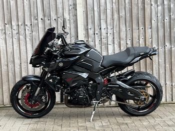 Used Yamaha MT-10 2016 for sale - bike-78618091: Photo