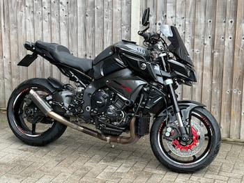 Used Yamaha MT-10 2016 for sale - bike-78618091: Photo