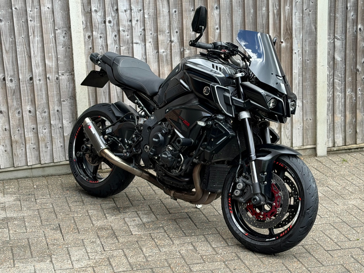 Used Yamaha MT-10 2016 for sale - 78618091: Photo 9