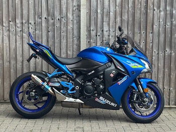 Used Suzuki GSX-S 2019 for sale - bike-75382659: Photo