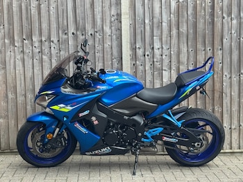 Used Suzuki GSX-S 2019 for sale - bike-75382659: Photo