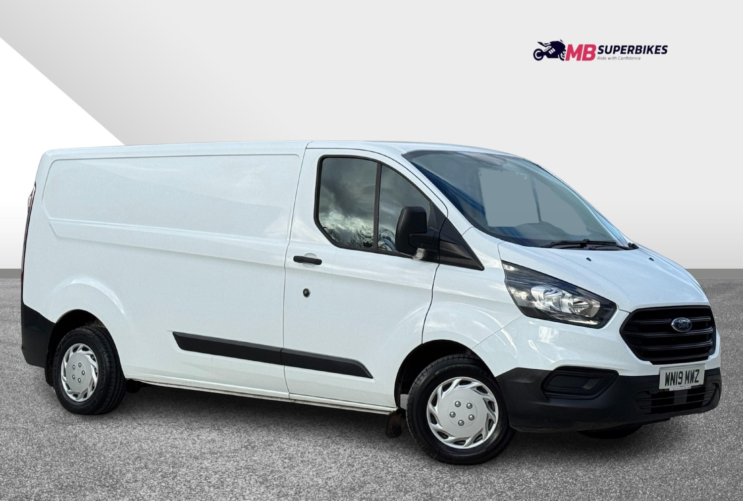 Used Ford Transit Custom 2019 for sale - 77837354: Photo 2
