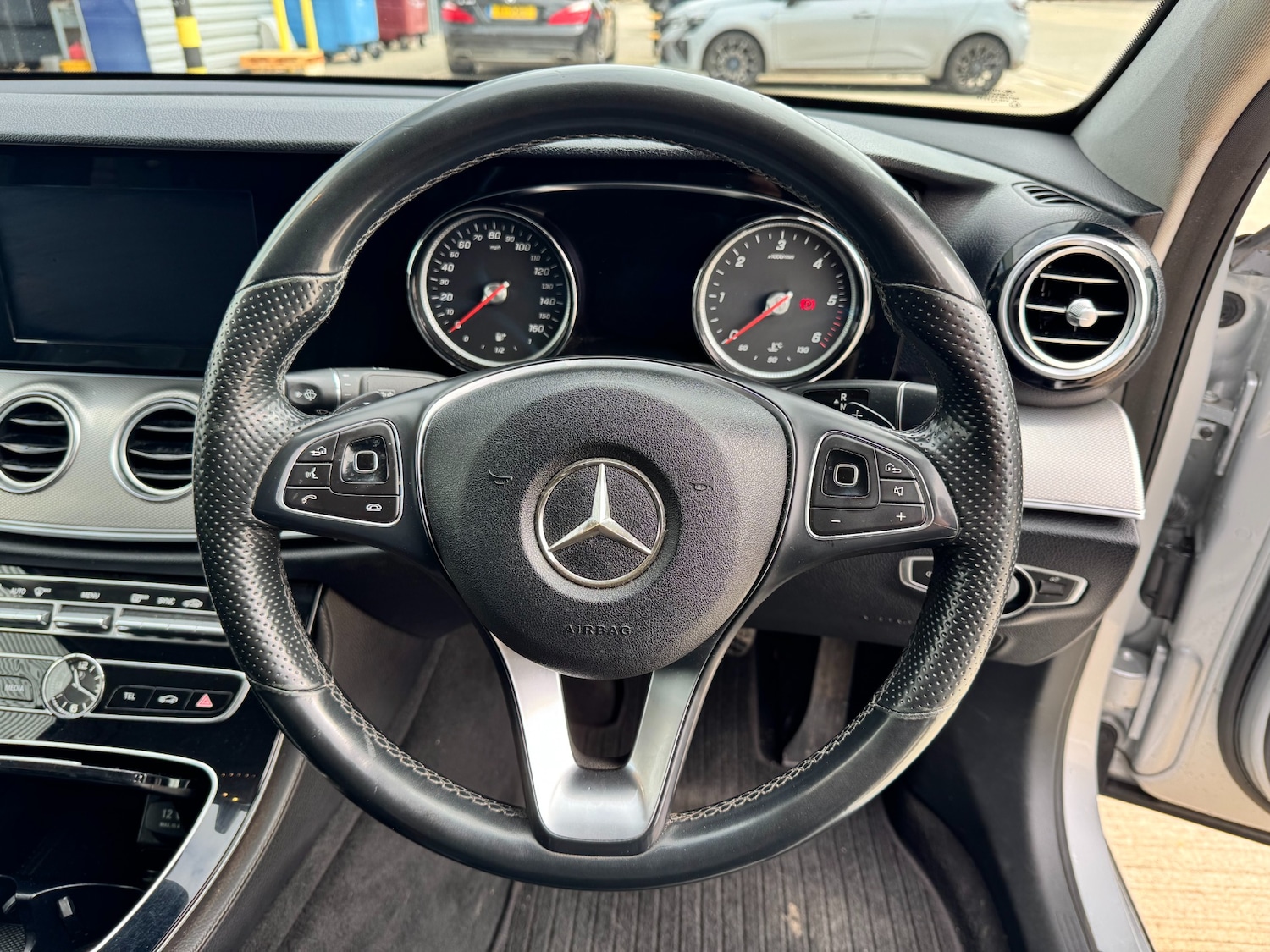 Used Mercedes-Benz E Class 2017 for sale - 78079412: Photo 29