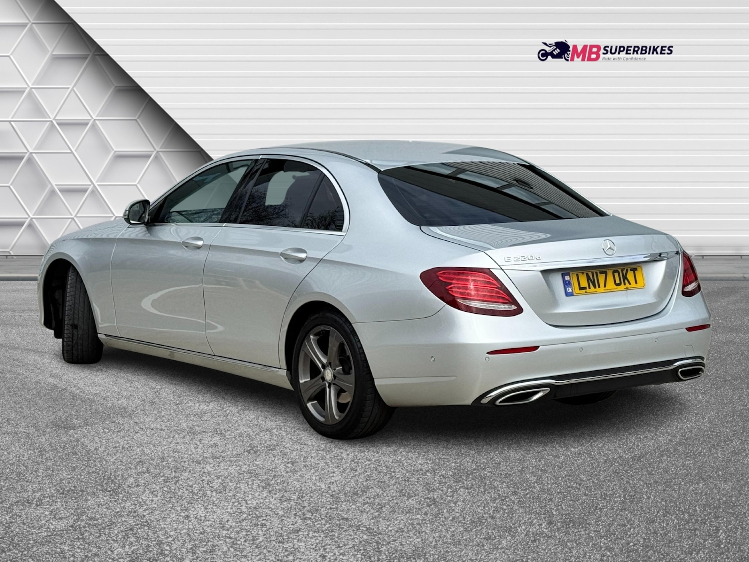 Used Mercedes-Benz E Class 2017 for sale - 78079412: Photo 9