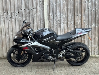 Used Suzuki GSX-R 2008 for sale - bike-76696583: Photo