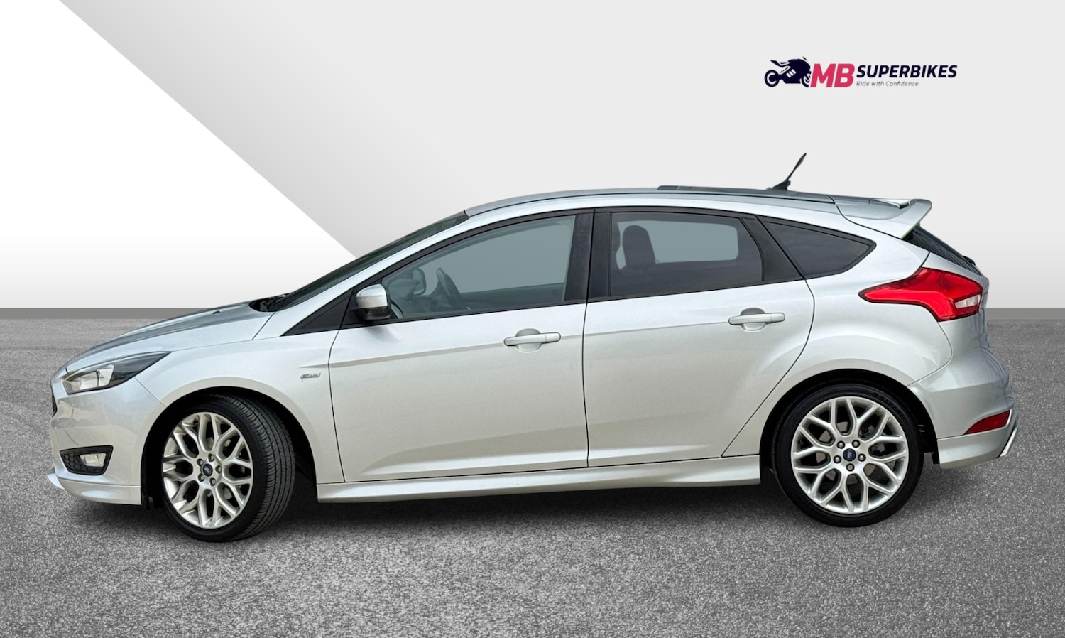 Used Ford Focus 2017 for sale - 77985102: Photo 14