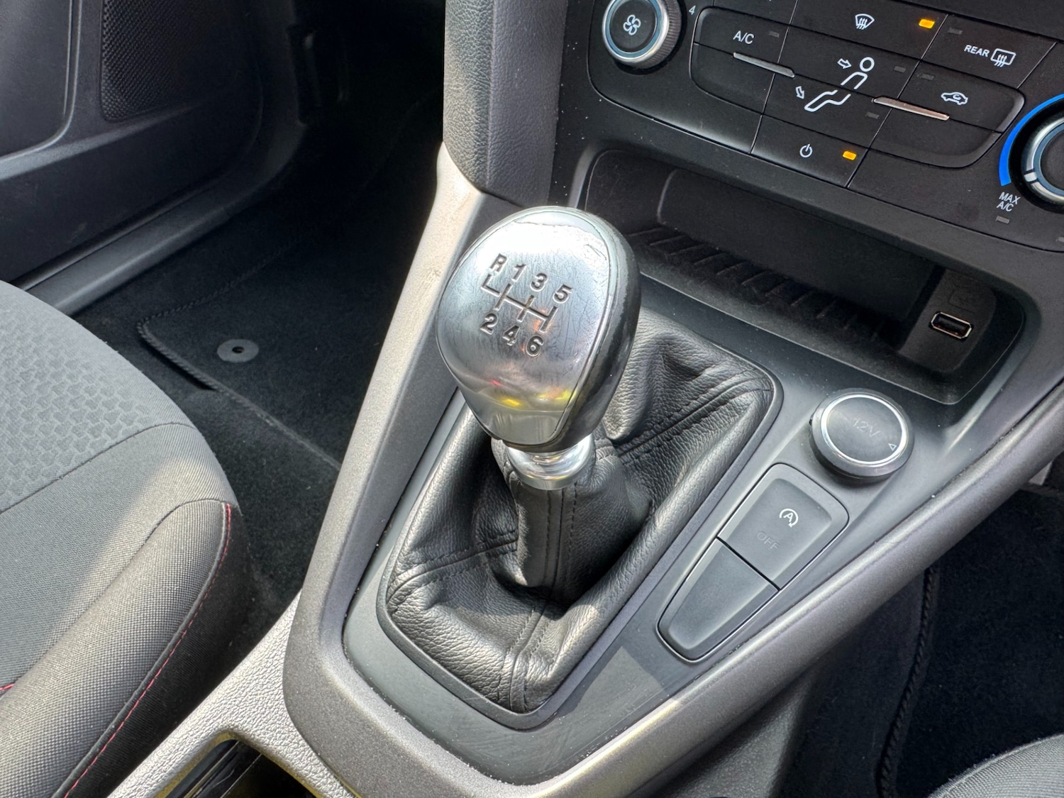 Used Ford Focus 2017 for sale - 77985102: Photo 33