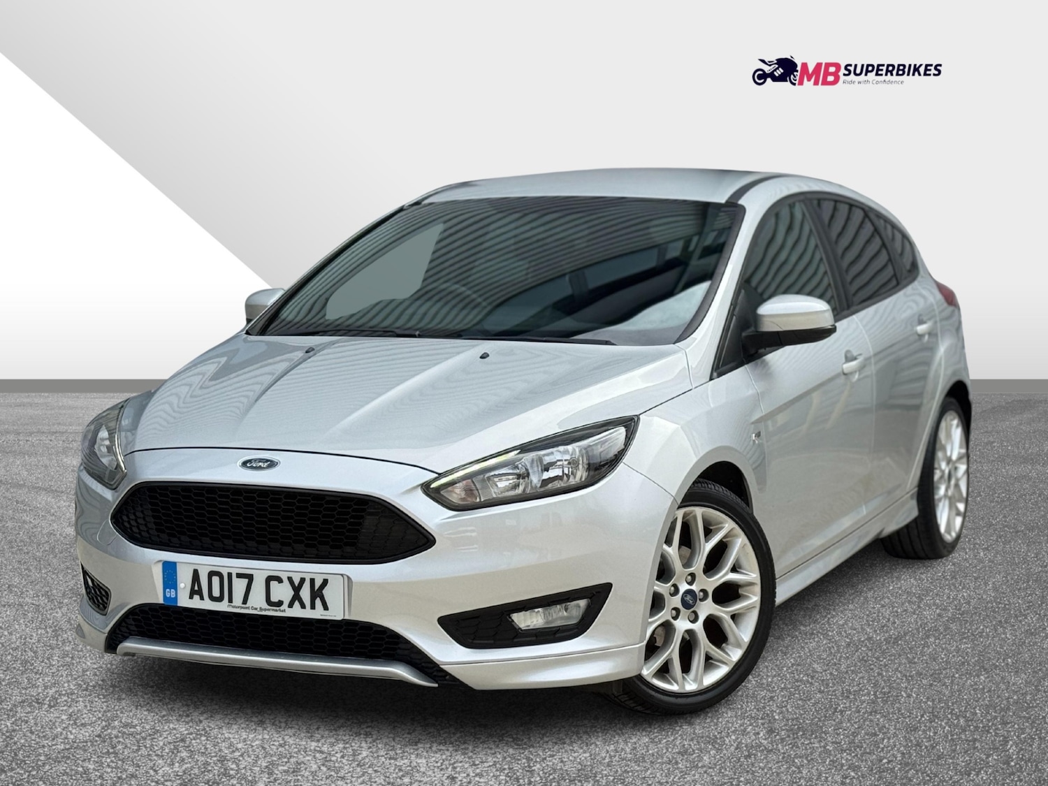 Used Ford Focus 2017 for sale - 77985102: Photo 4