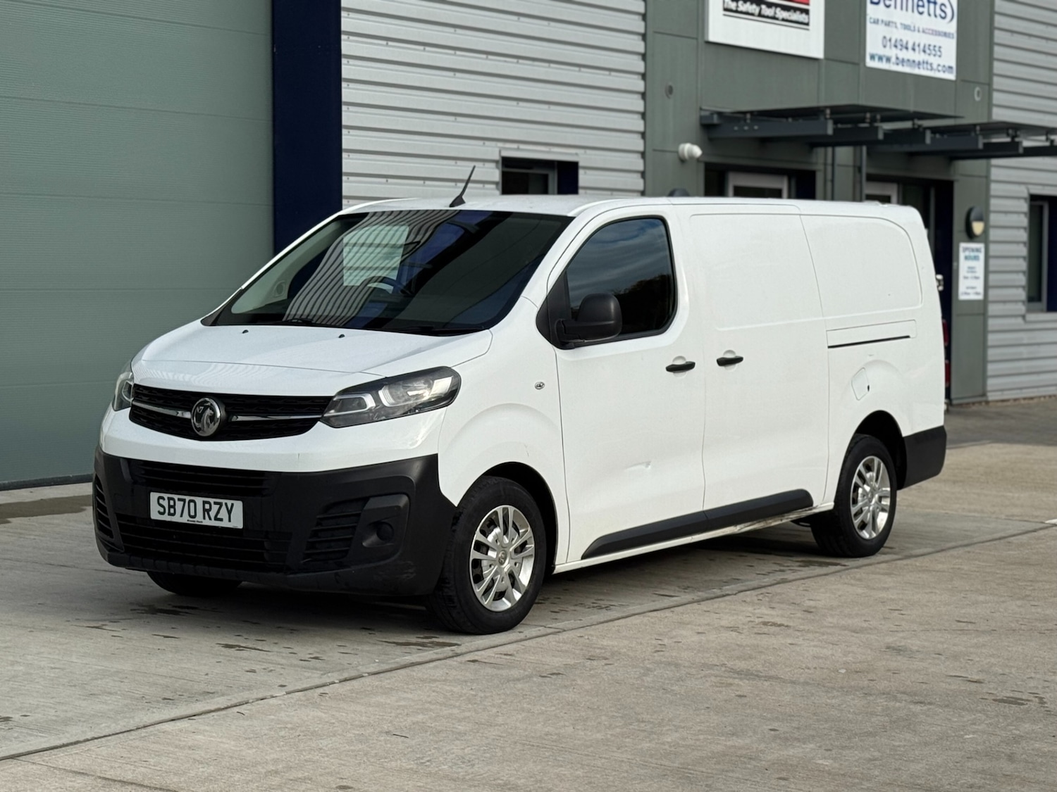 Used Vauxhall Vivaro 2020 for sale - 76340846: Photo 3
