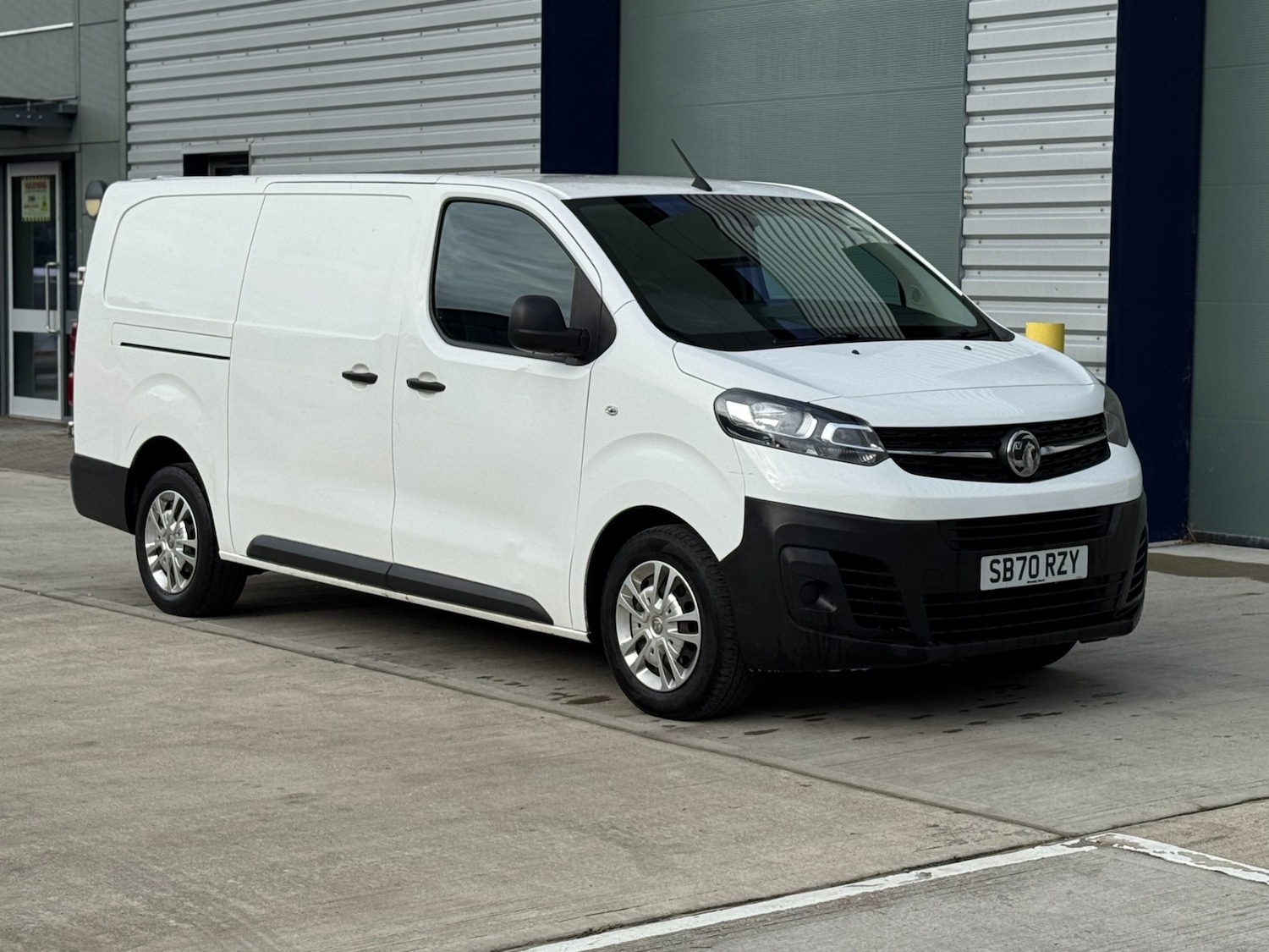 Used Vauxhall Vivaro 2020 for sale - 76340846: Photo 4