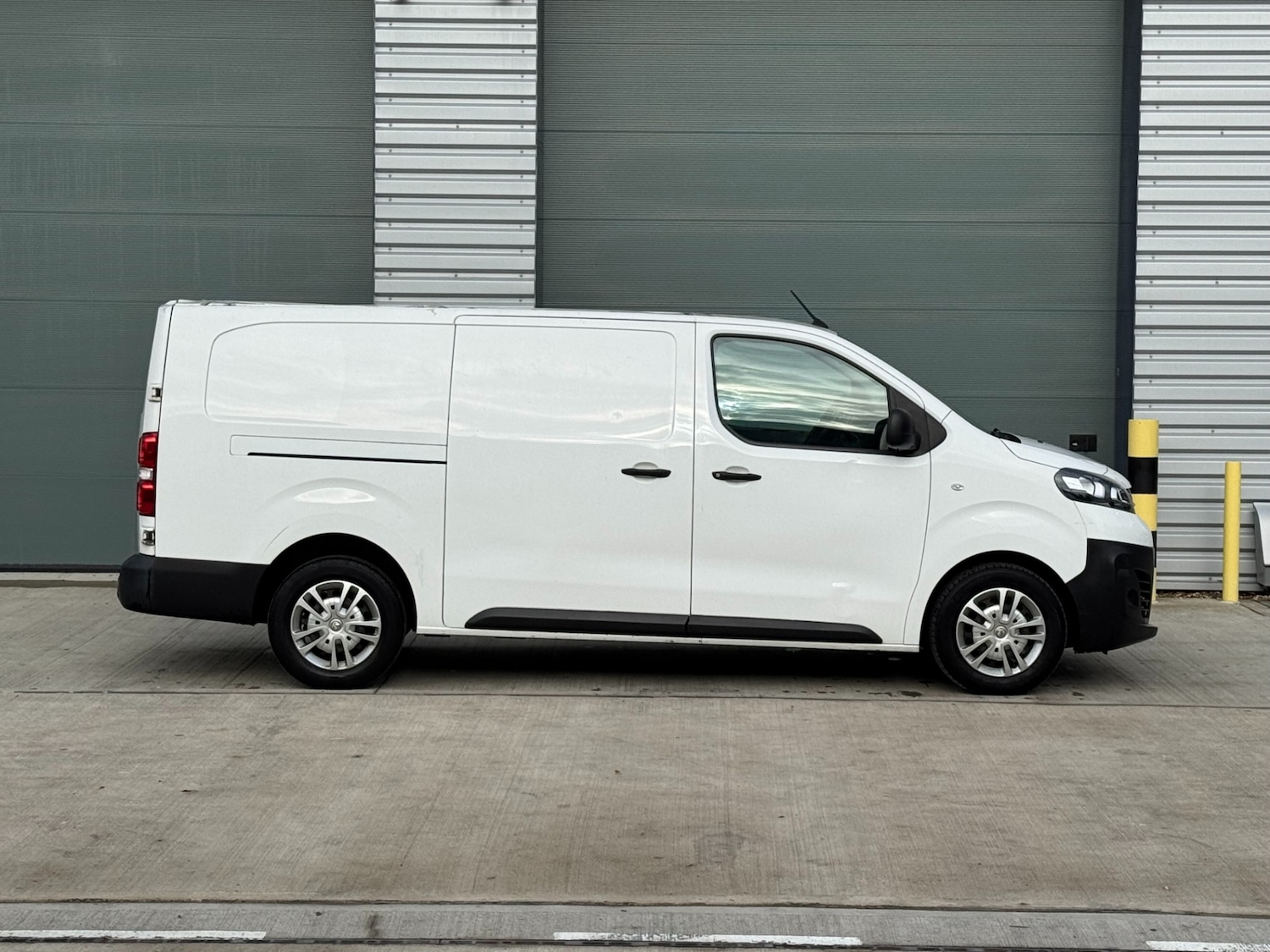 Used Vauxhall Vivaro 2020 for sale - 76340846: Photo 5