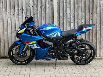 Used Suzuki GSX-R 2015 for sale - bike-78629488: Photo