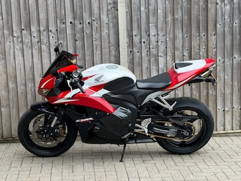 Used Honda CBR 2009 for sale - bike-78883542: Photo
